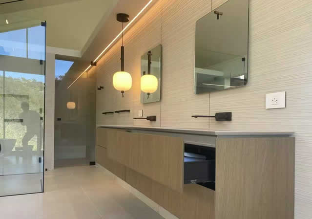 Custom Framing Specialists